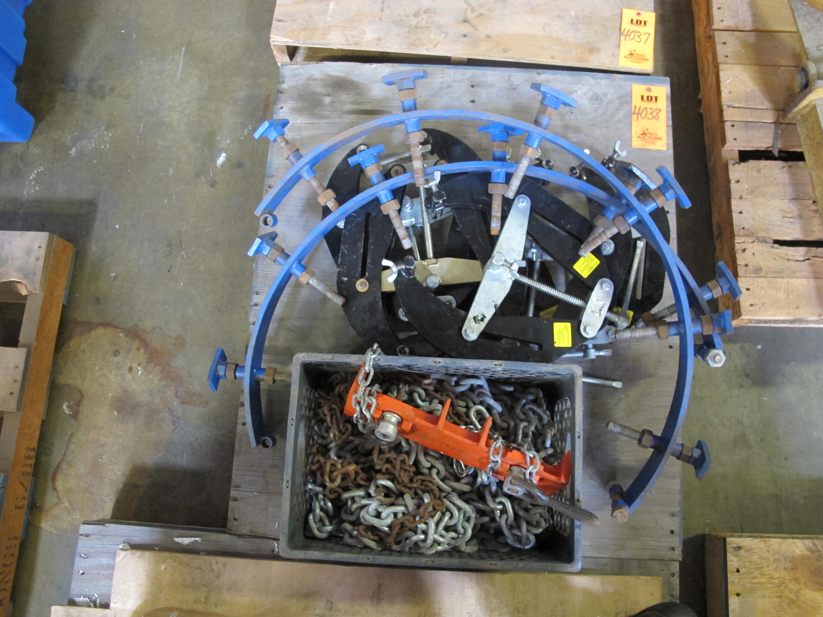 MISC. CLAMPS AND STL CHAIN. LOADING & HANDLING FEE $15-4038